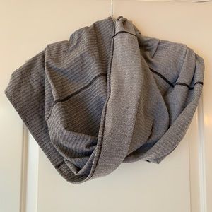 Lulu lemon vinyasa scarf
